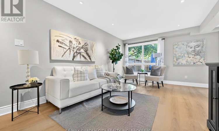 8-3008 Palmer Drive