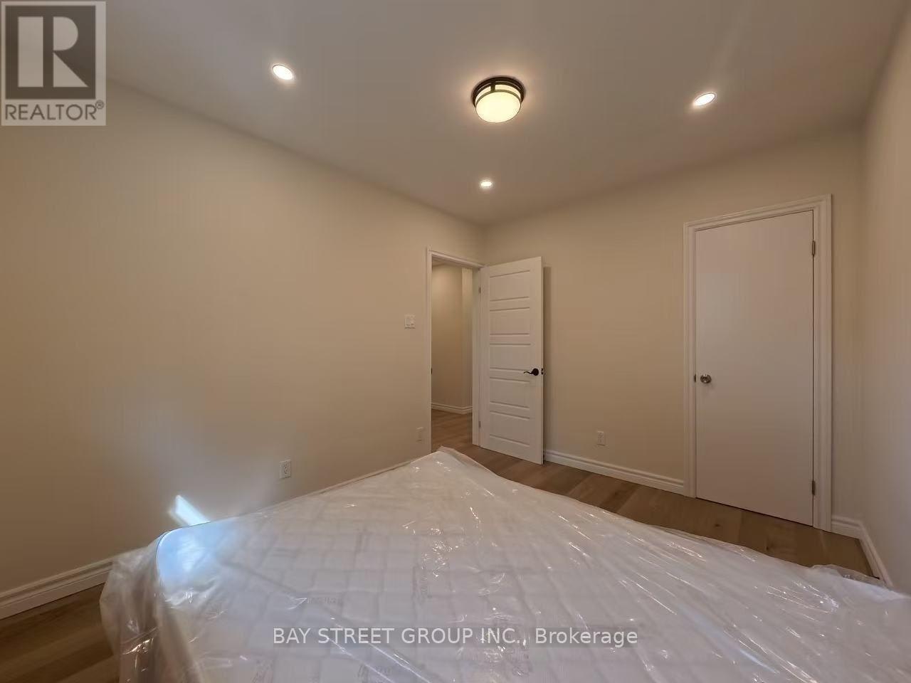 402 Osiris Drive, Richmond Hill, ON, L4C 2P9 - 14