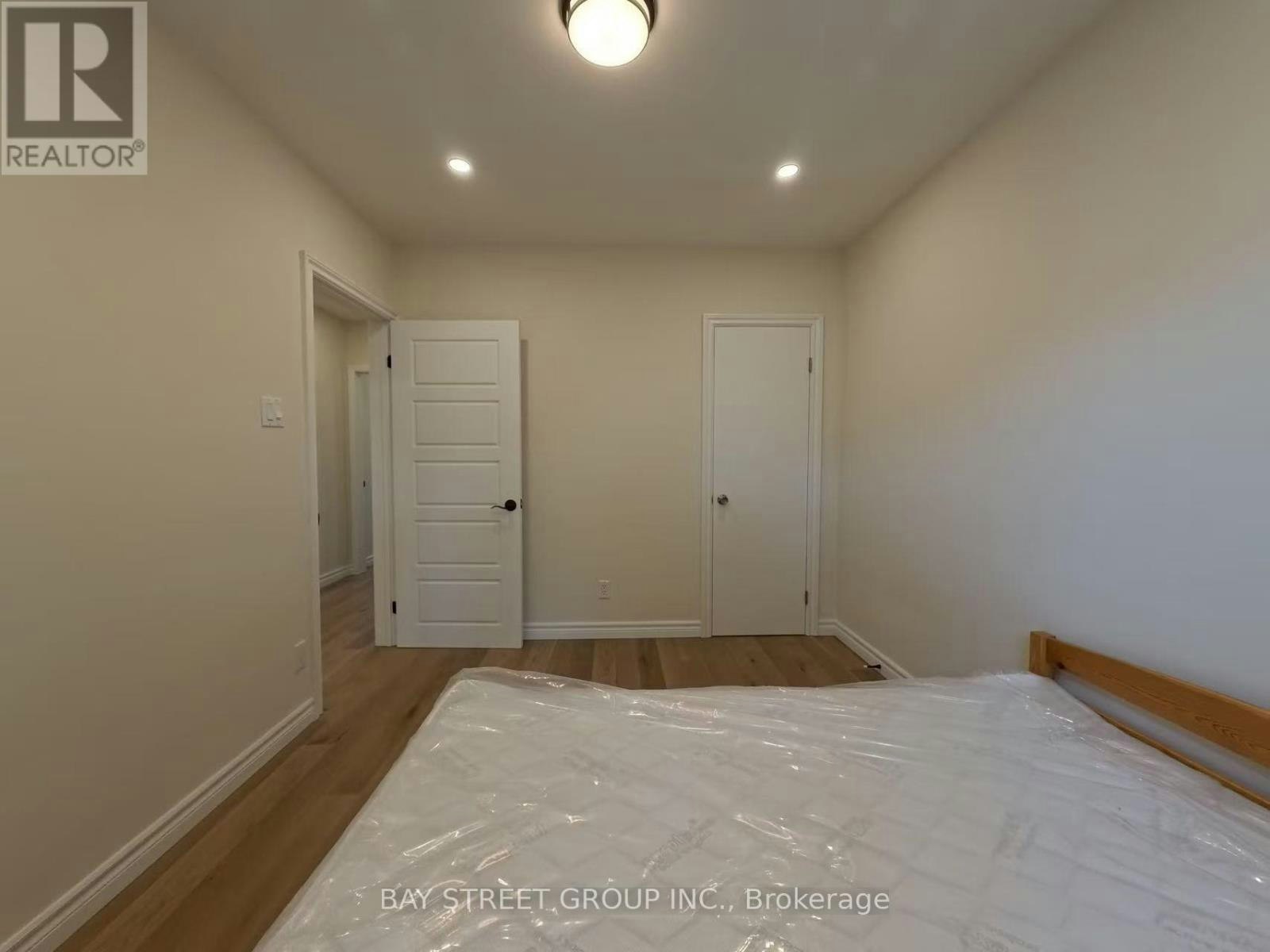 402 Osiris Drive, Richmond Hill, ON, L4C 2P9 - 15