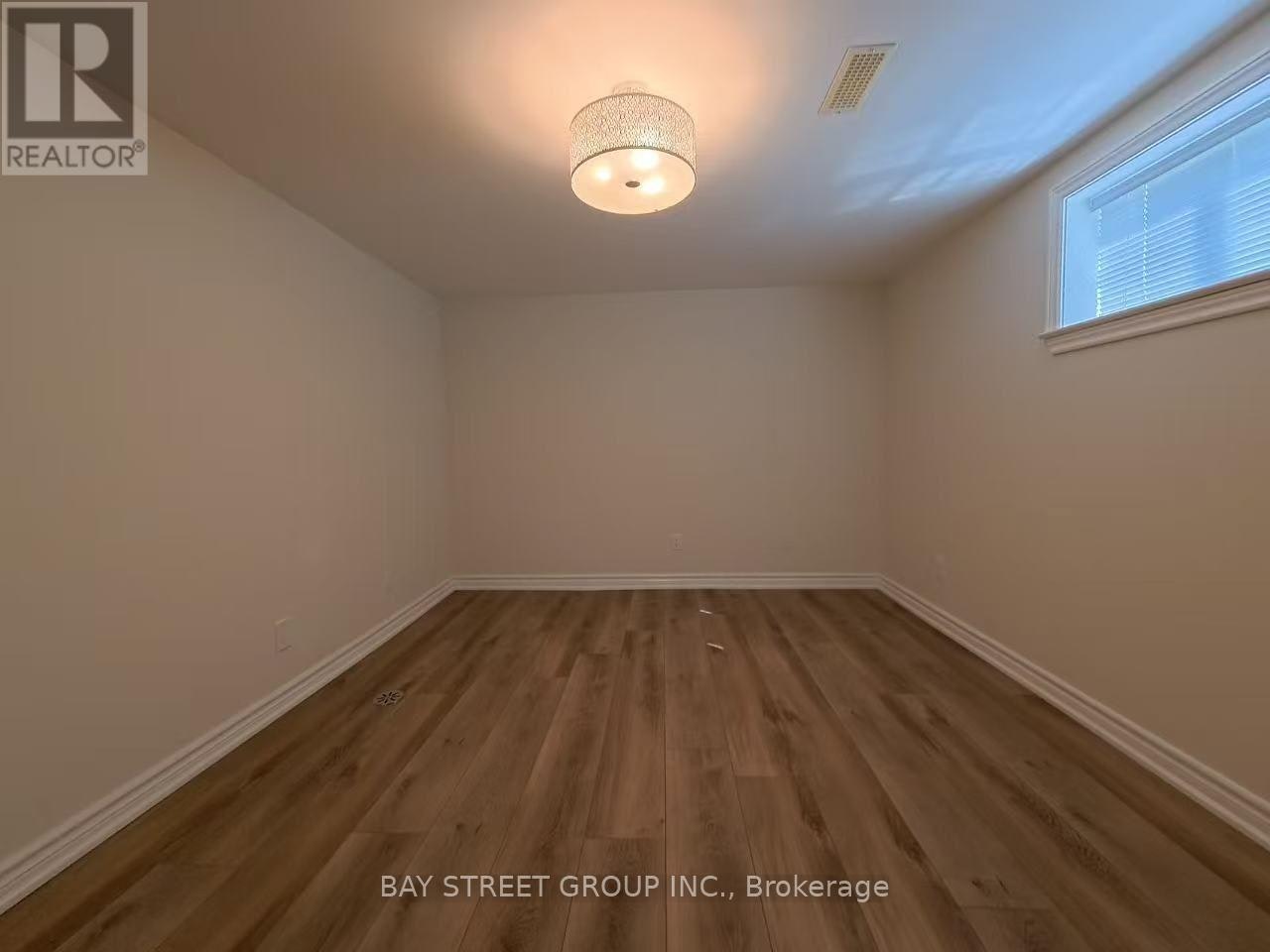 402 Osiris Drive, Richmond Hill, ON, L4C 2P9 - 34