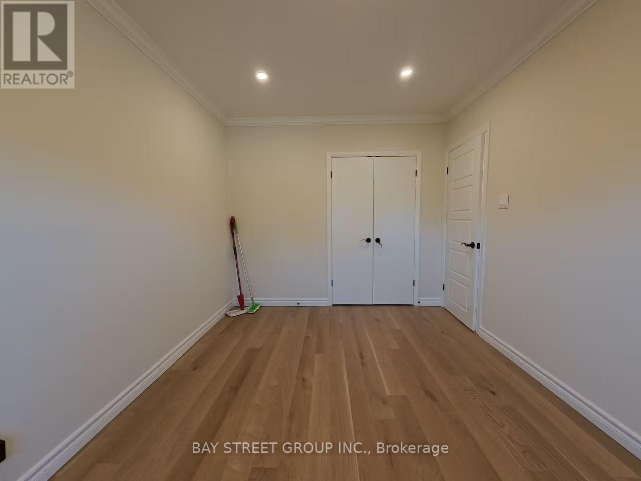 402 Osiris Drive, Richmond Hill, ON, L4C 2P9 - 23