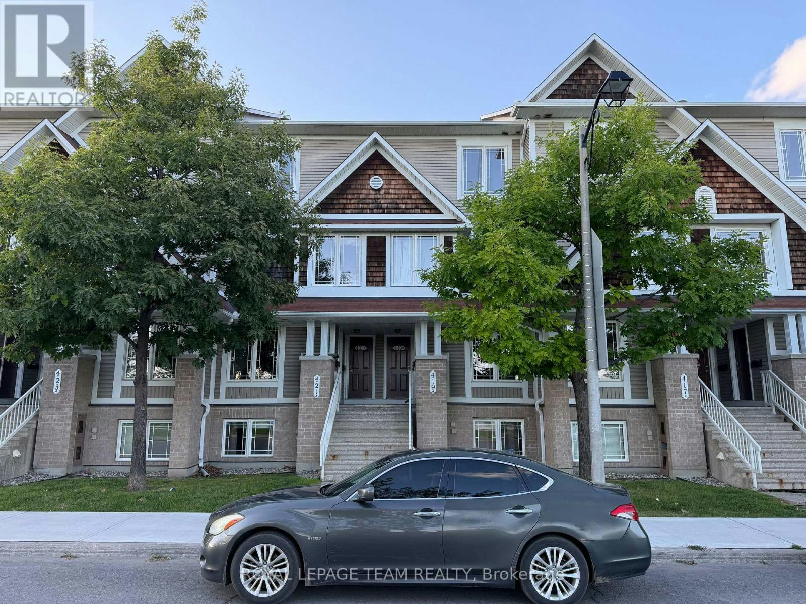 A-419 Chapman Mills Drive, Ottawa, ON, K2J 0M7 - 2