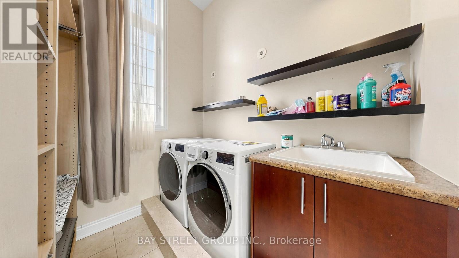 97 Zokol Drive, Aurora, ON, L4G 0B9 - 18
