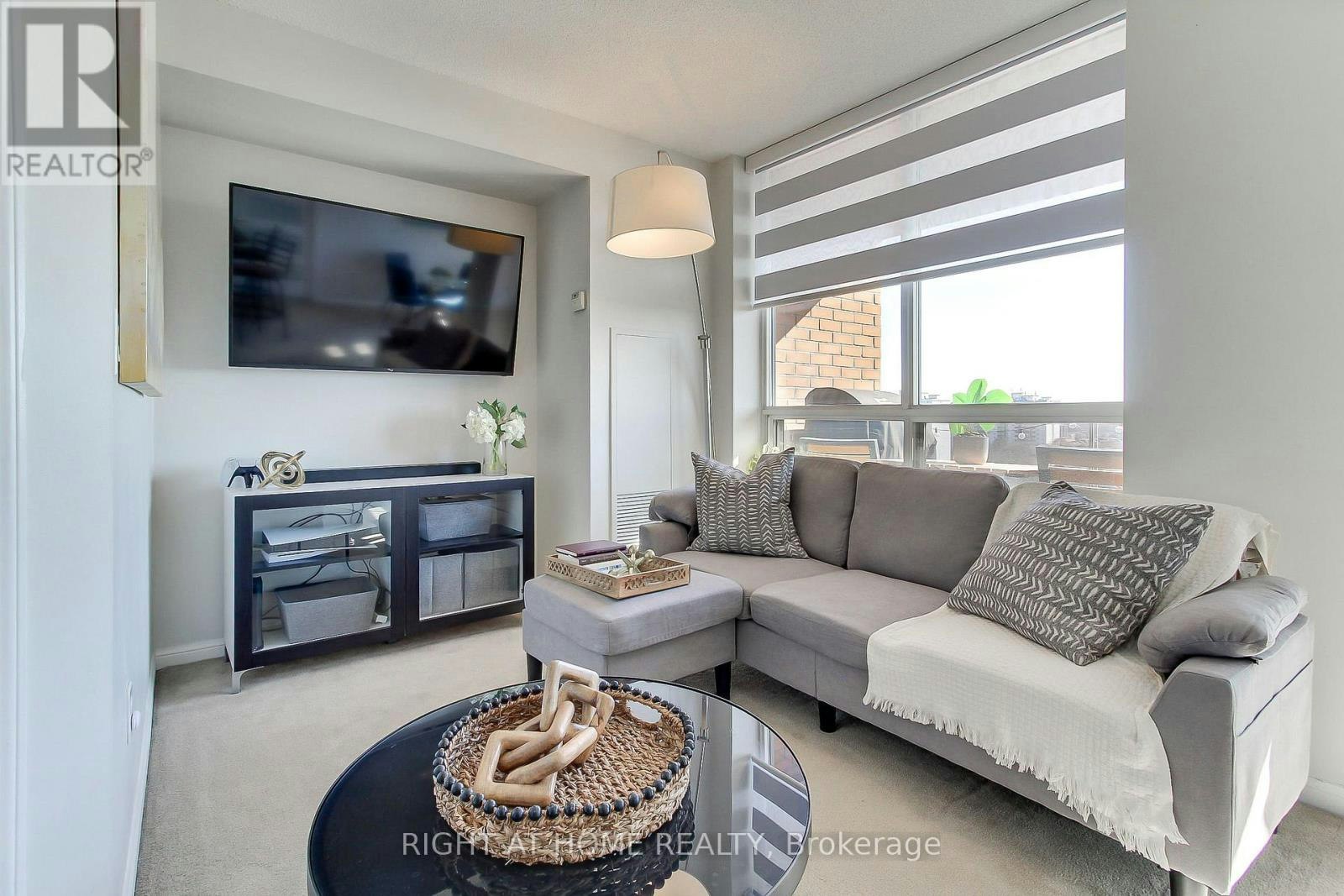 1002-1140 Parkwest Place, Mississauga, ON, L5E 3K9