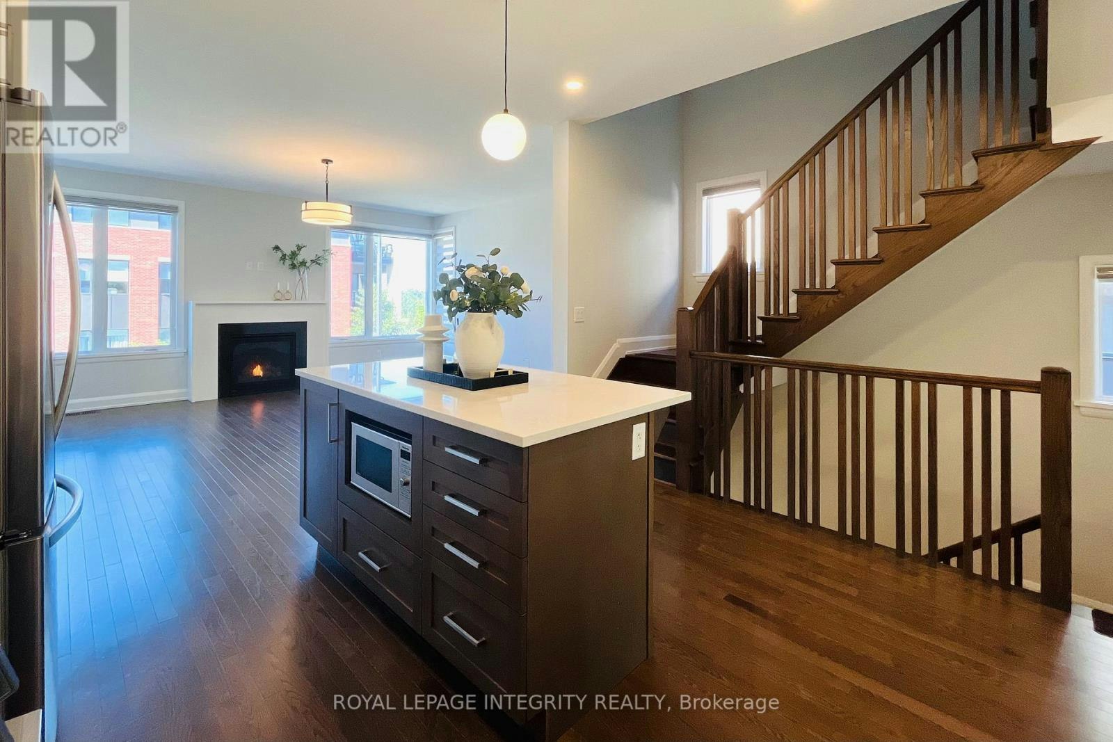147 Boundstone Way, Ottawa, ON, K2T 0M4 - 4