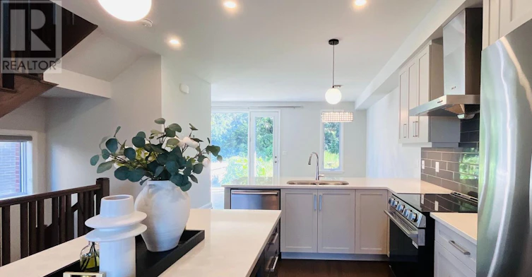 147 Boundstone Way, Ottawa, ON, K2T 0M4 - 8
