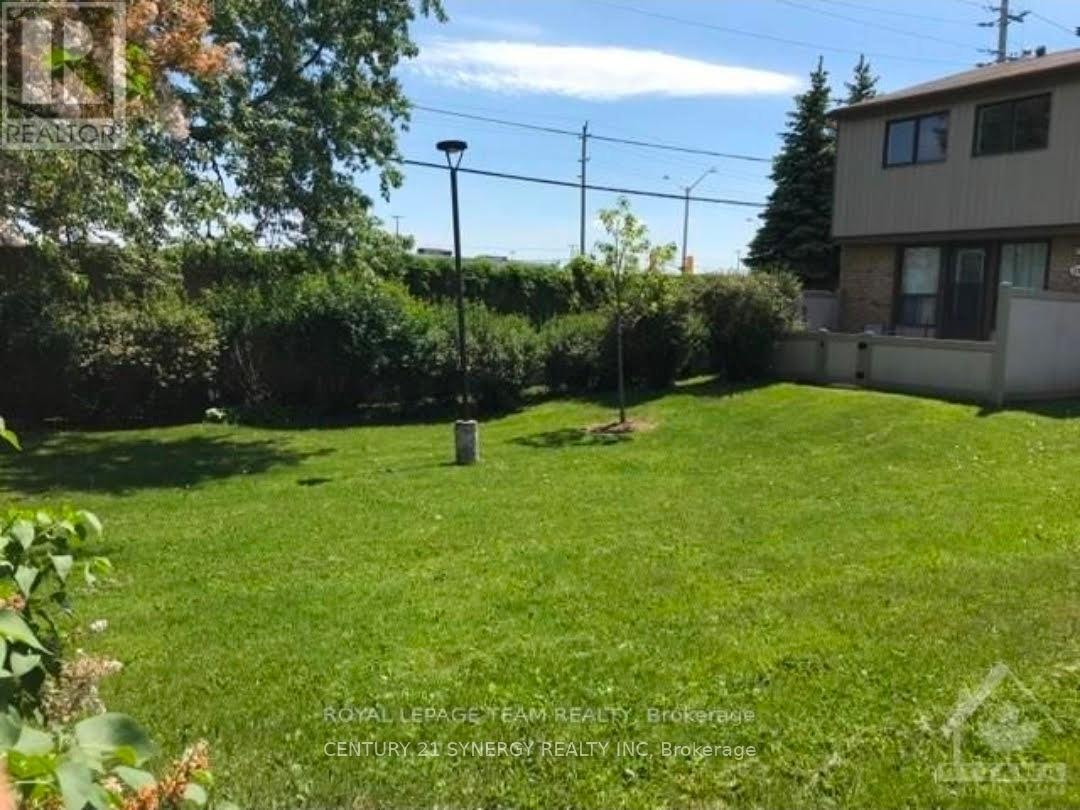2307 Stonehenge Crescent, Ottawa, ON, K1B 4N7 - 8