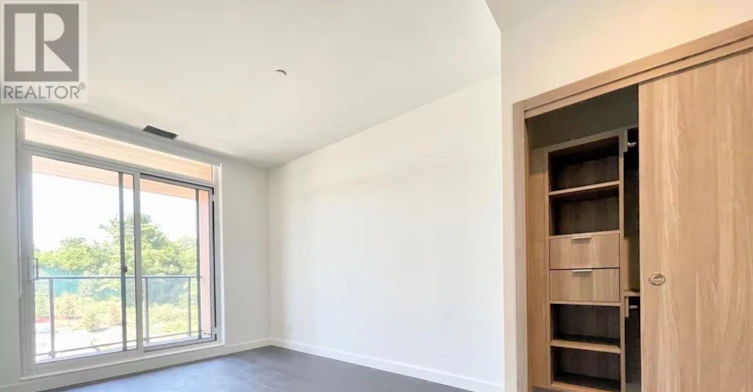 V306-25 Mcmahon Drive, Toronto, ON, M2K 0J1 - 3