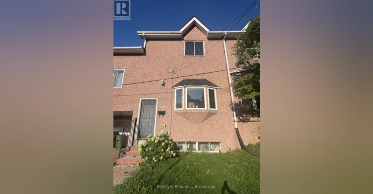 1569A Kingston Road, Toronto, ON, M1N 1R9