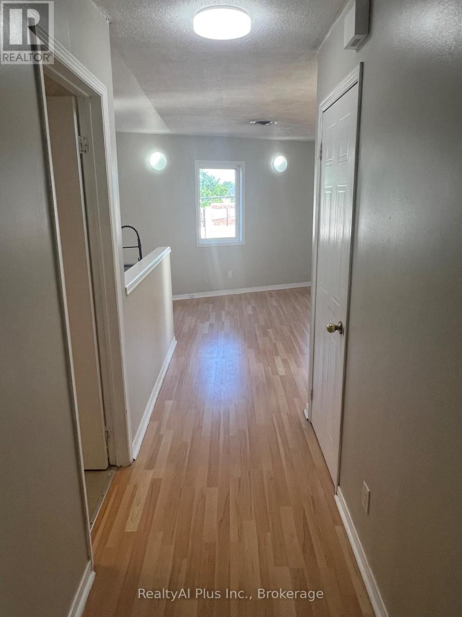 1569A Kingston Road, Toronto, ON, M1N 1R9 - 5