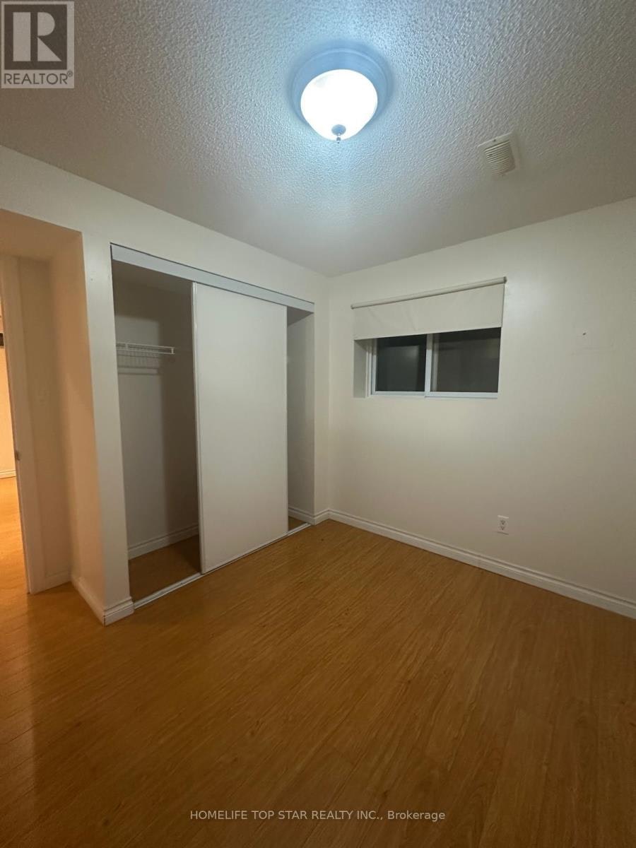 48 Dairy Drive, Toronto, ON, M1L 0G2 - 5