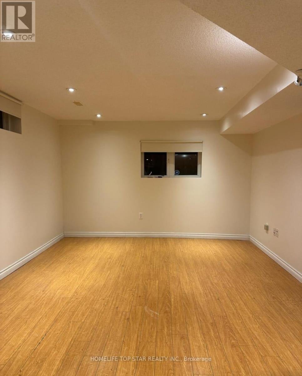 48 Dairy Drive, Toronto, ON, M1L 0G2 - 4