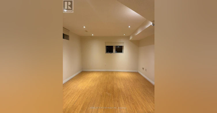48 Dairy Drive, Toronto, ON, M1L 0G2 - 4