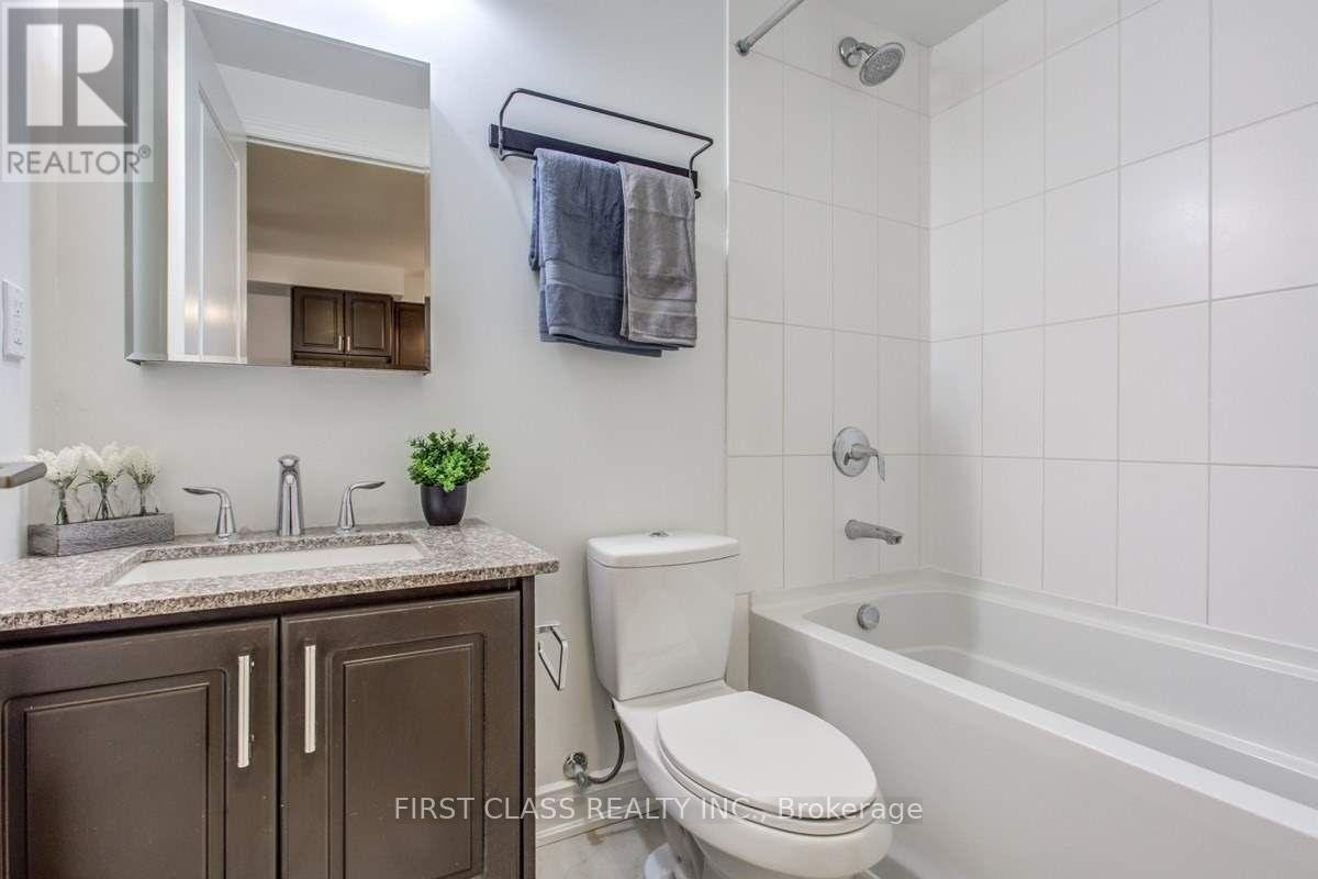 1509-9090 Yonge Street, Richmond Hill, ON, L4C 6Z9 - 12