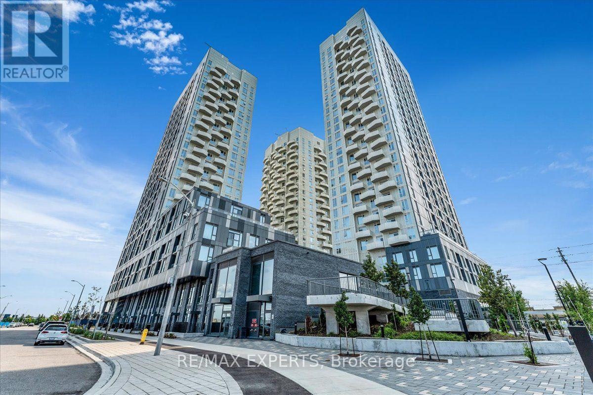 828-498 Caldari Road, Vaughan, ON, L4K 0R6