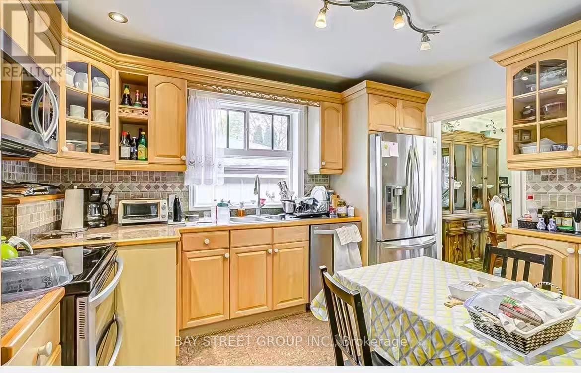 MAIN-497 Lynett Crescent, Richmond Hill, ON, L4C 2V8 - 3