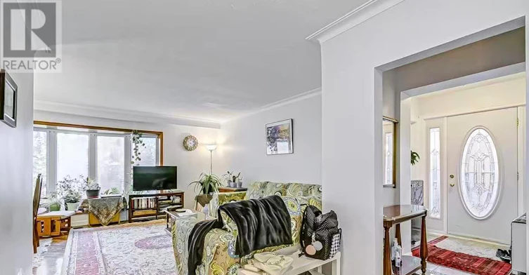 MAIN-497 Lynett Crescent, Richmond Hill, ON, L4C 2V8 - 2