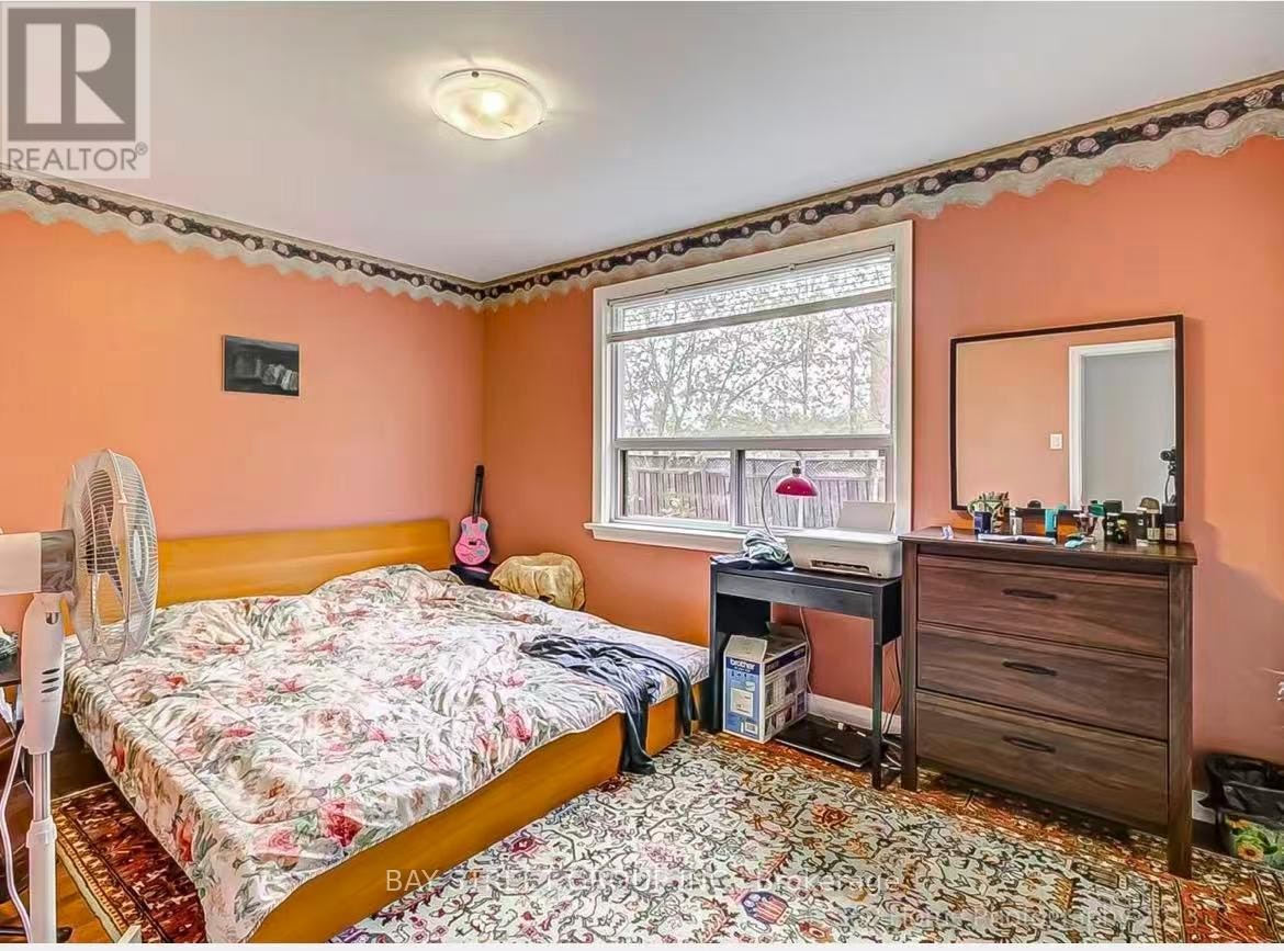 MAIN-497 Lynett Crescent, Richmond Hill, ON, L4C 2V8 - 4