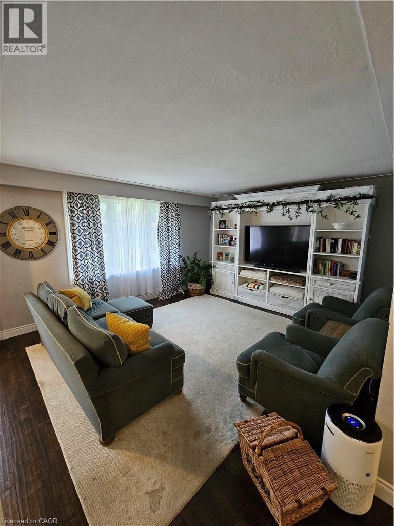 1326 Rosemary Crescent, Burlington, ON, L7P 2P4 - 3