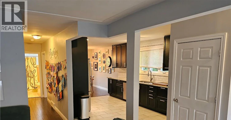 1326 Rosemary Crescent, Burlington, ON, L7P 2P4 - 4