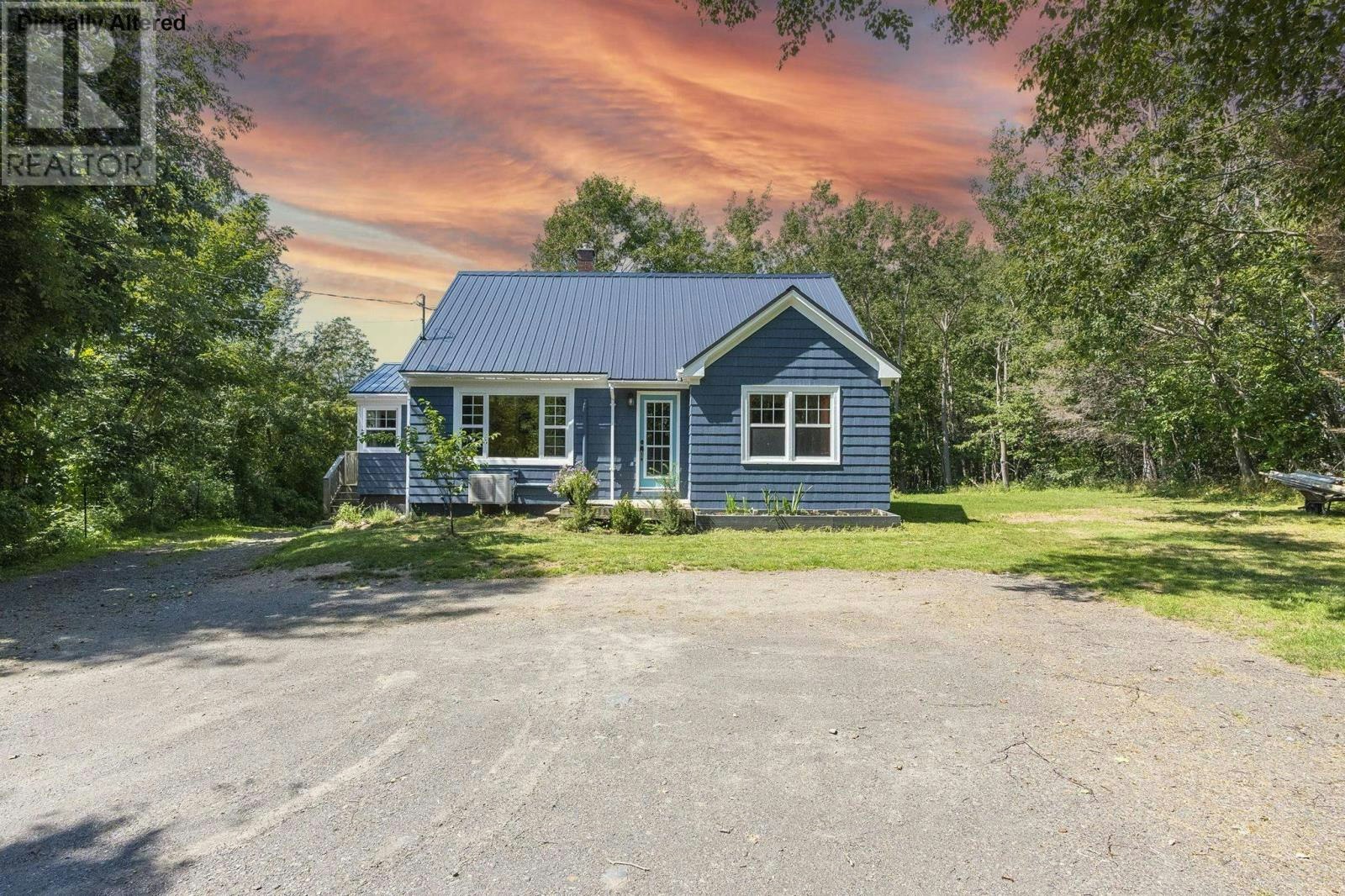 205 1 Highway, Deep Brook, NS, B0S 1J0