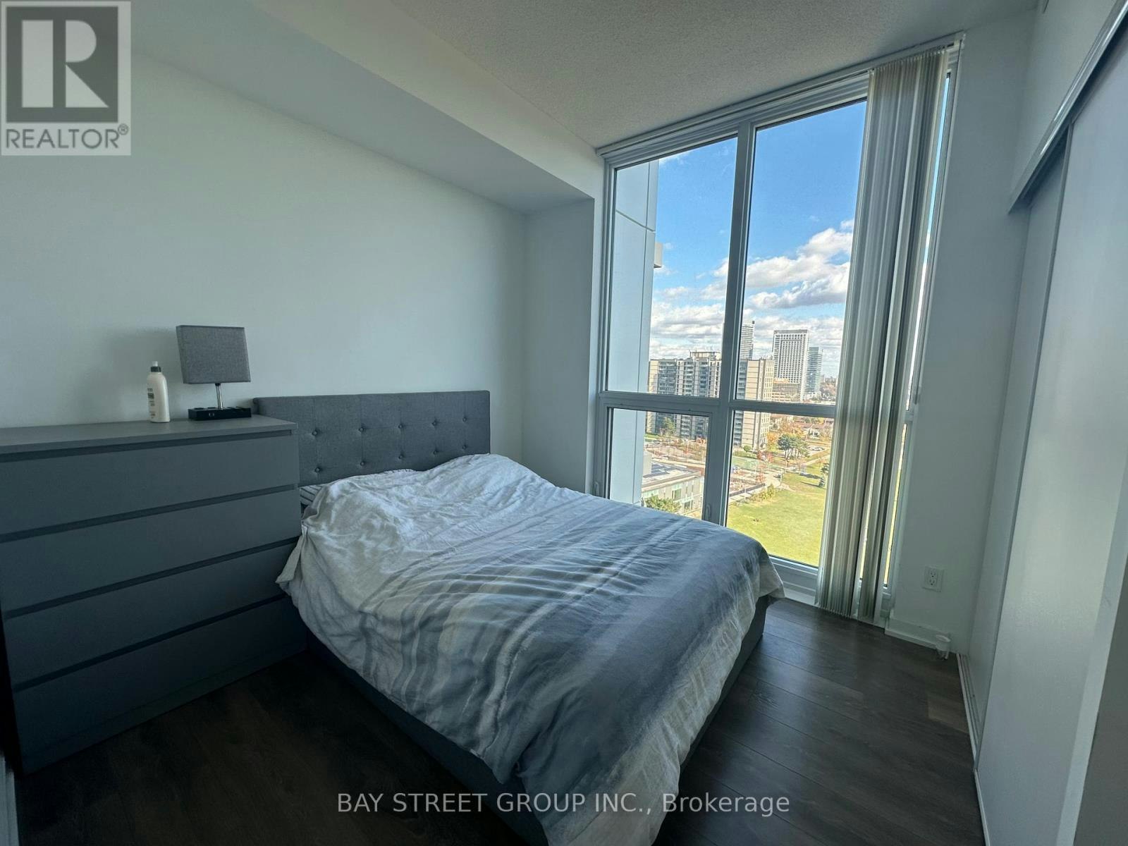 1308-32 Forest Manor Road, Toronto, ON, M2J 0H2 - 14