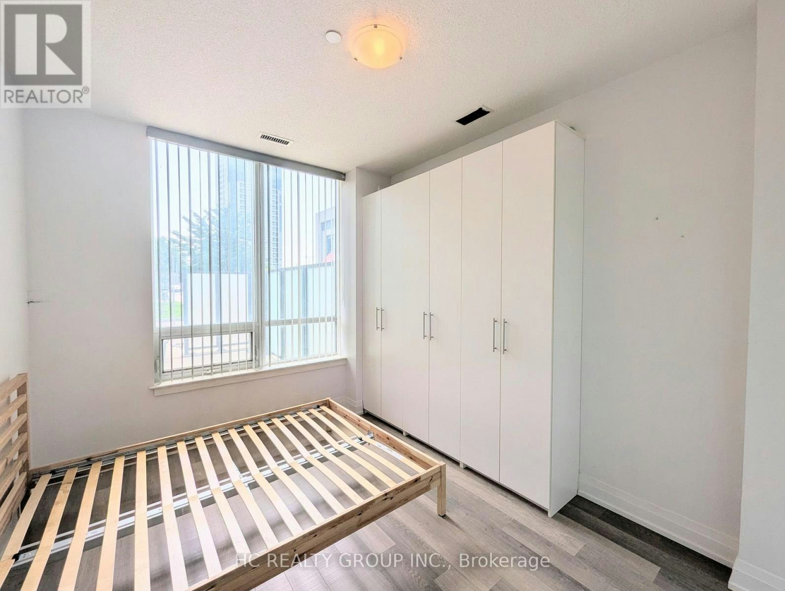 111-7165 Yonge Street, Vaughan, ON, L3T 0C9 - 4