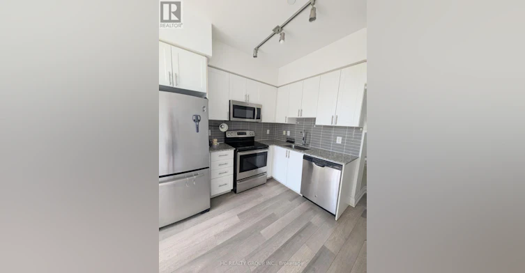 111-7165 Yonge Street, Vaughan, ON, L3T 0C9 - 7