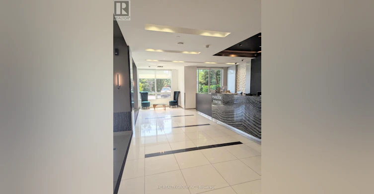 111-7165 Yonge Street, Vaughan, ON, L3T 0C9 - 2