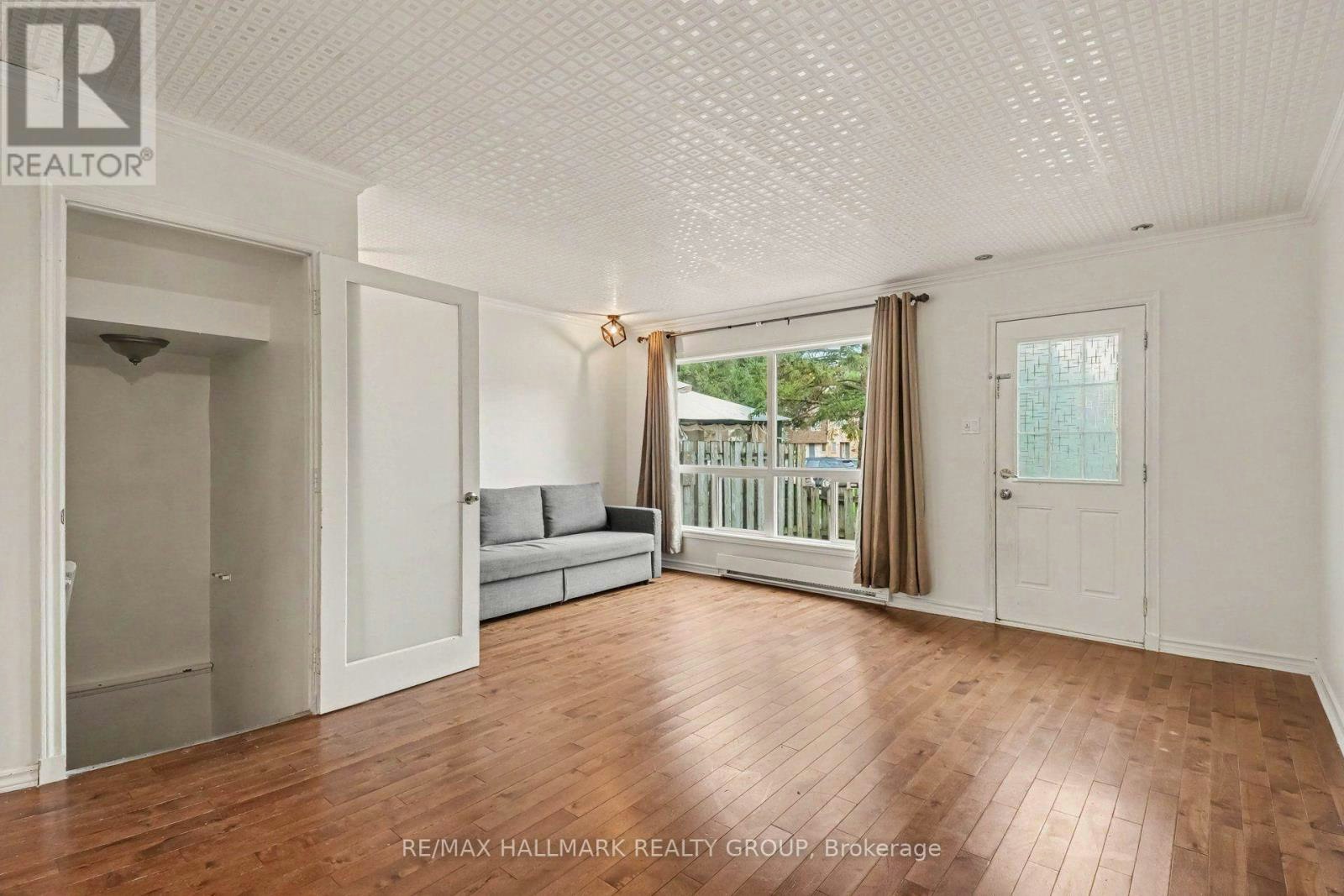 101-3045 Olympic Way, Ottawa, ON, K1T 1Y5 - 4