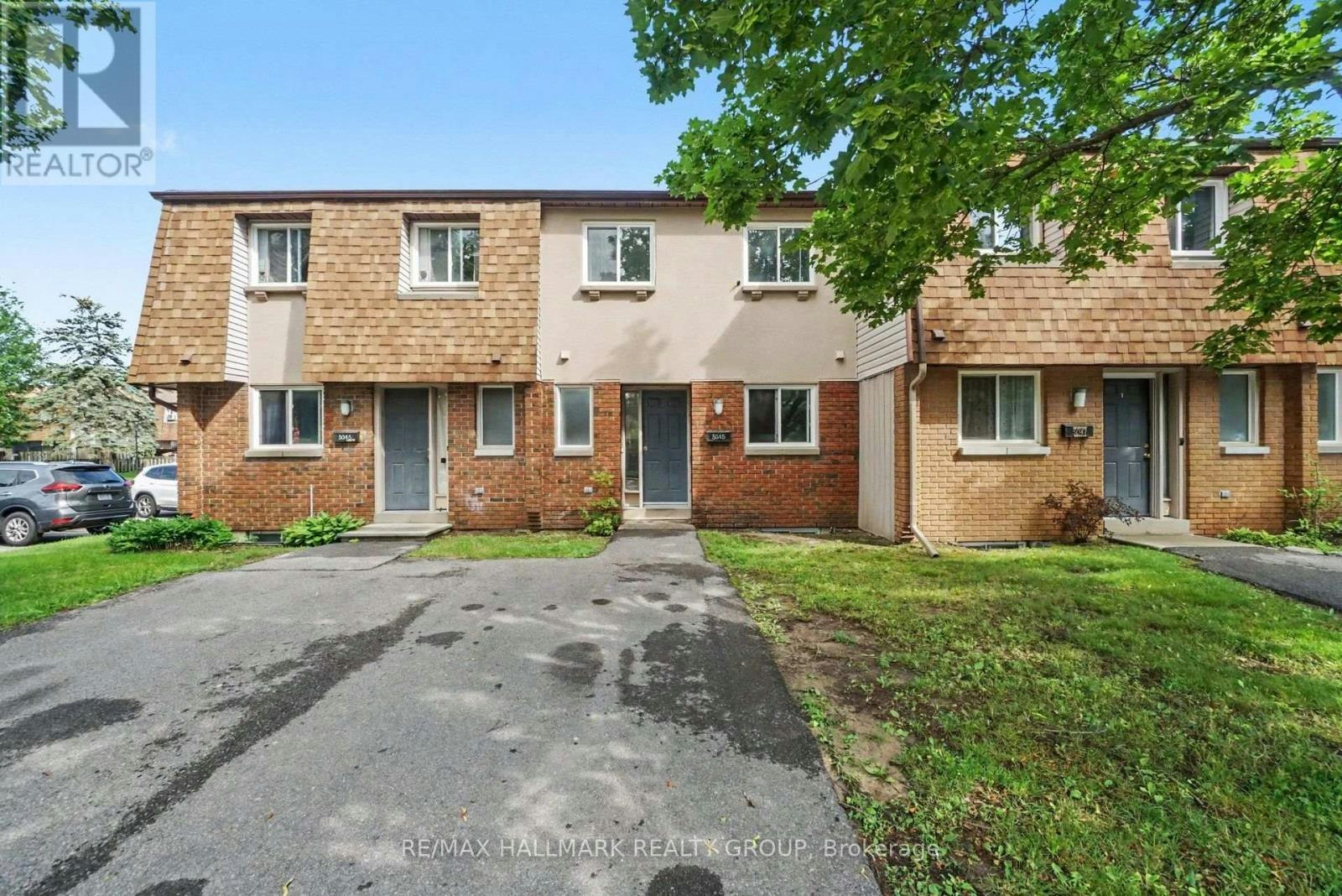 101-3045 Olympic Way, Ottawa, ON, K1T 1Y5 - 2