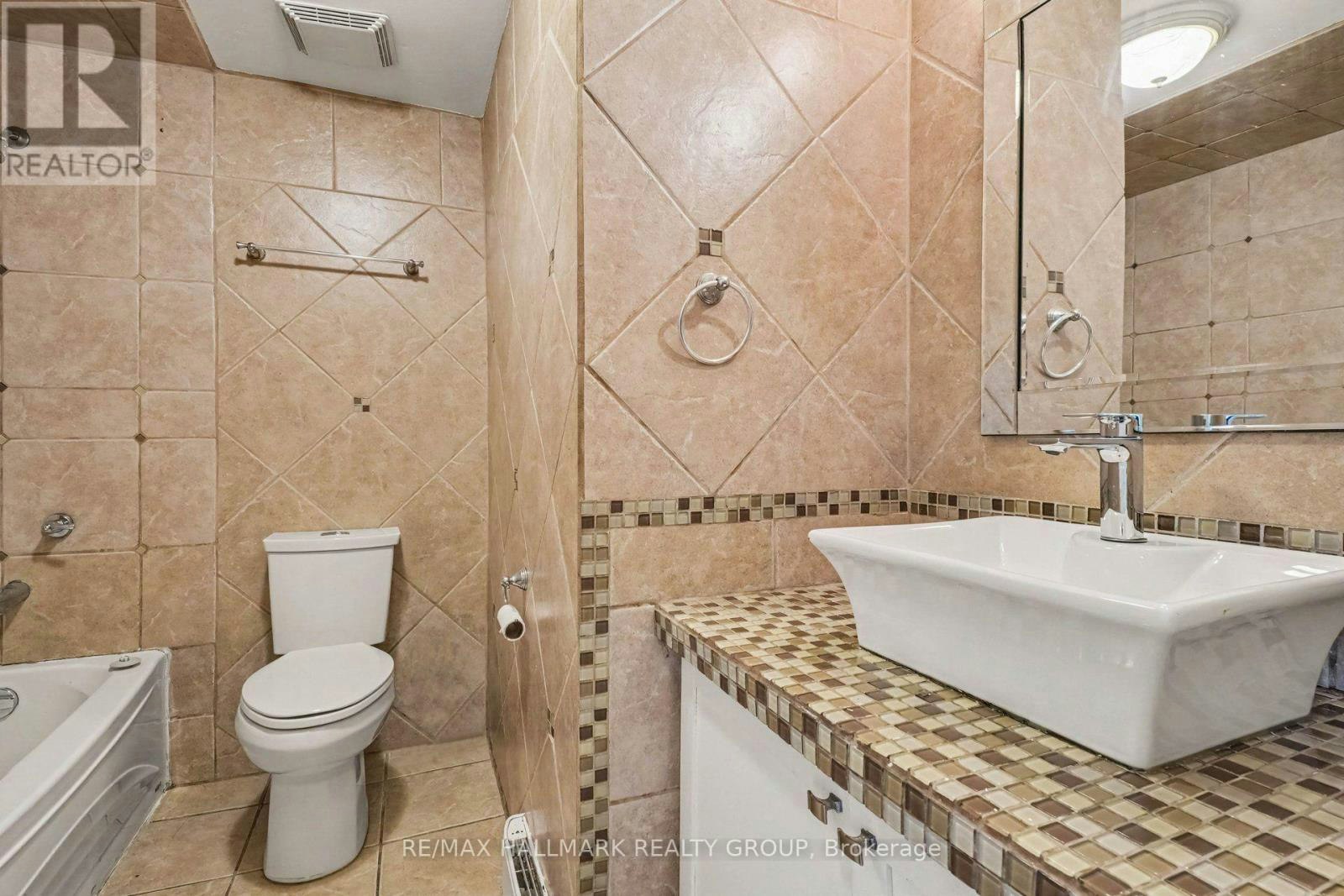 101-3045 Olympic Way, Ottawa, ON, K1T 1Y5 - 11