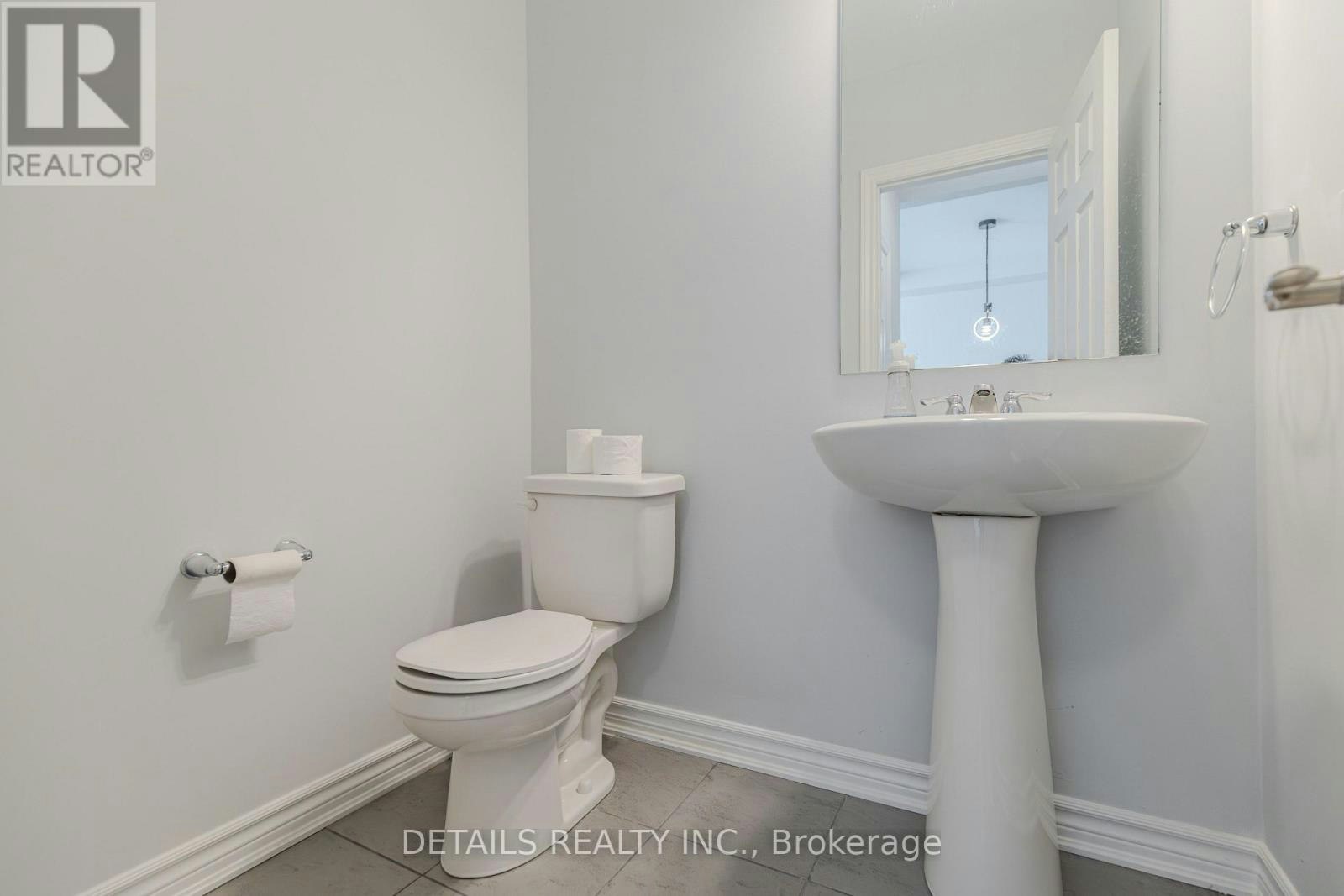 359 Crossway Terrace, Ottawa, ON, K2S 2Z3 - 4