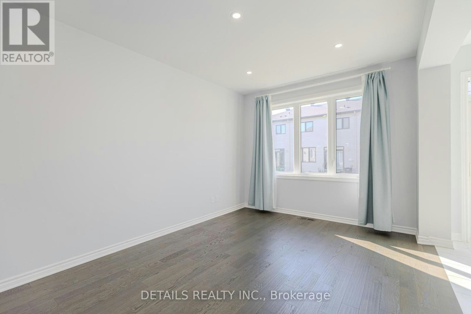 359 Crossway Terrace, Ottawa, ON, K2S 2Z3 - 8