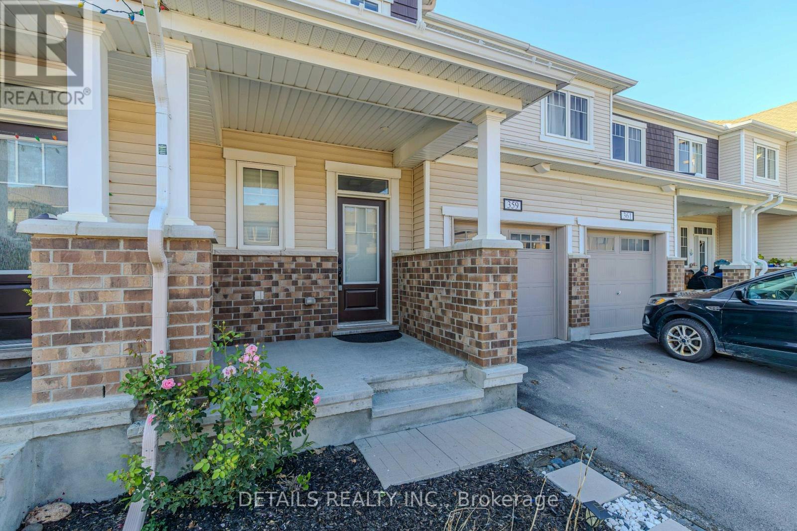 359 Crossway Terrace, Ottawa, ON, K2S 2Z3 - 2