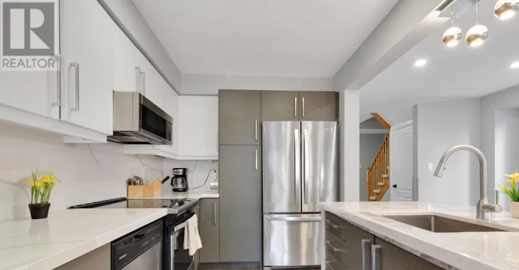 19 Odessa Crescent, Whitby, ON, L1R 3P1 - 7