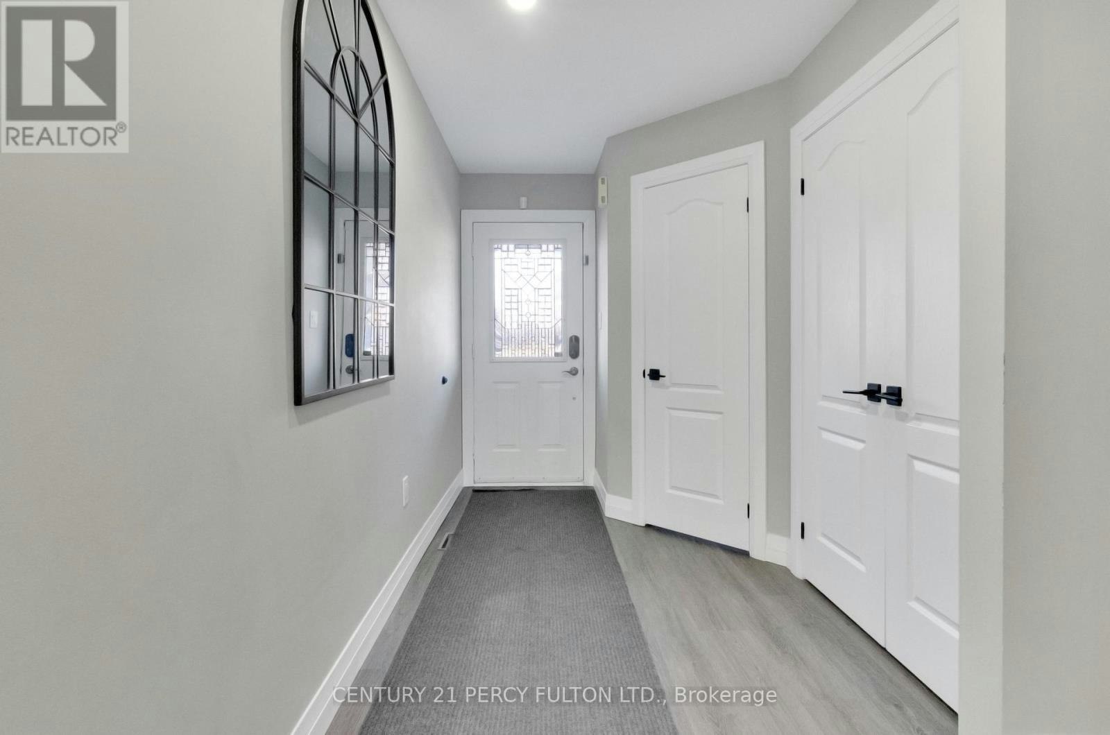 19 Odessa Crescent, Whitby, ON, L1R 3P1 - 4