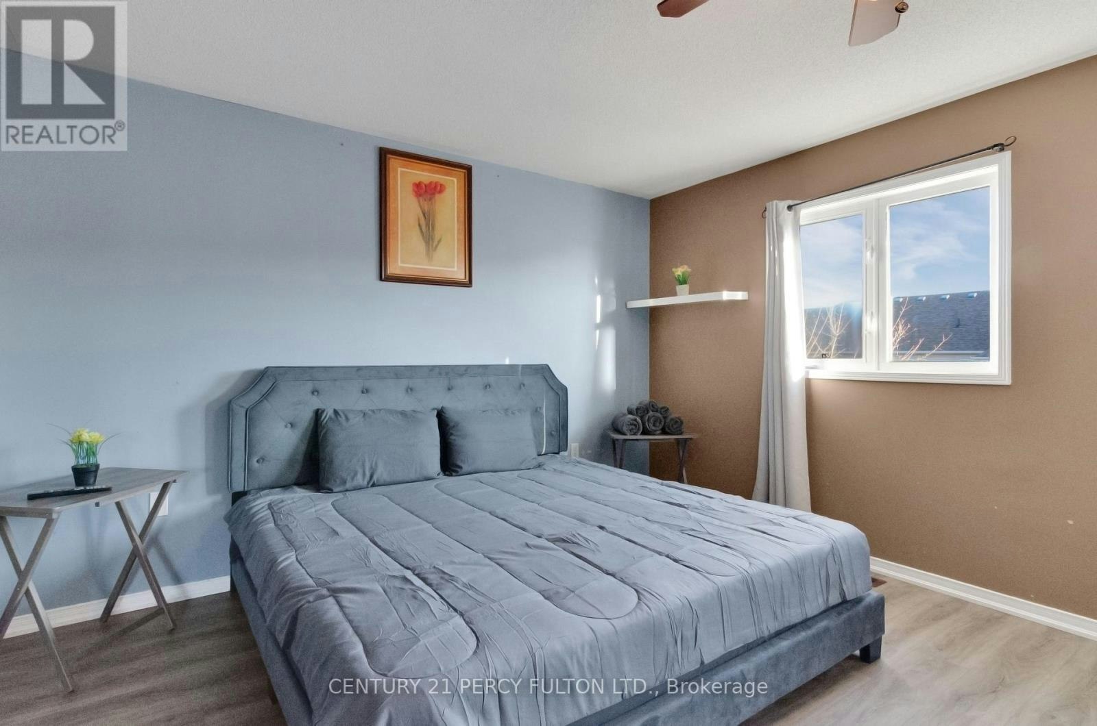 19 Odessa Crescent, Whitby, ON, L1R 3P1 - 16