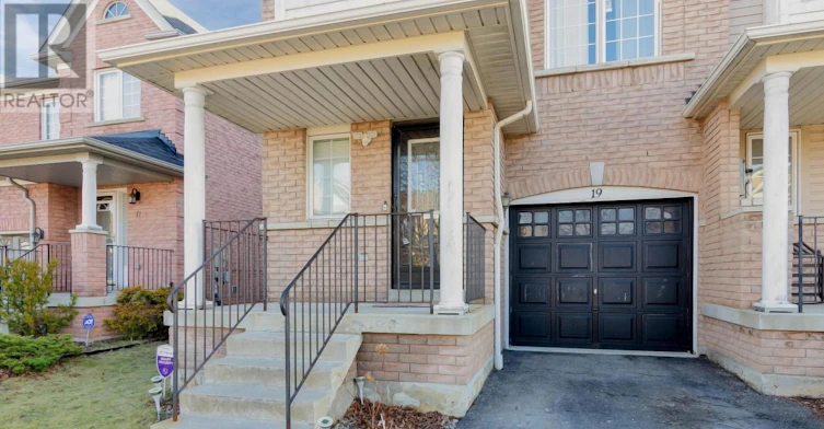 19 Odessa Crescent, Whitby, ON, L1R 3P1 - 3