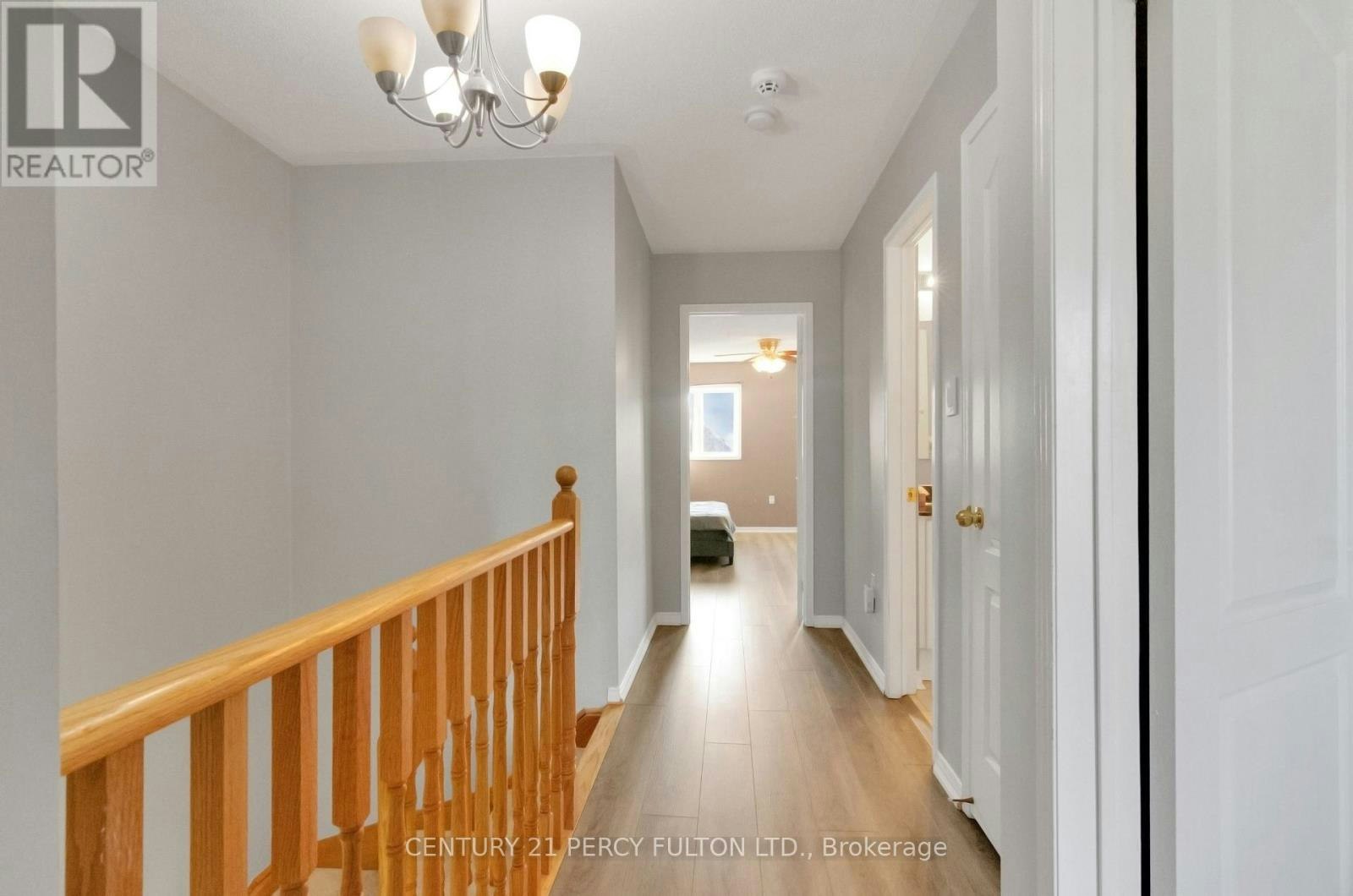 19 Odessa Crescent, Whitby, ON, L1R 3P1 - 25