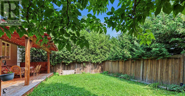 19 Keighley Circle, Ottawa, ON, K2K 3H9 - 21