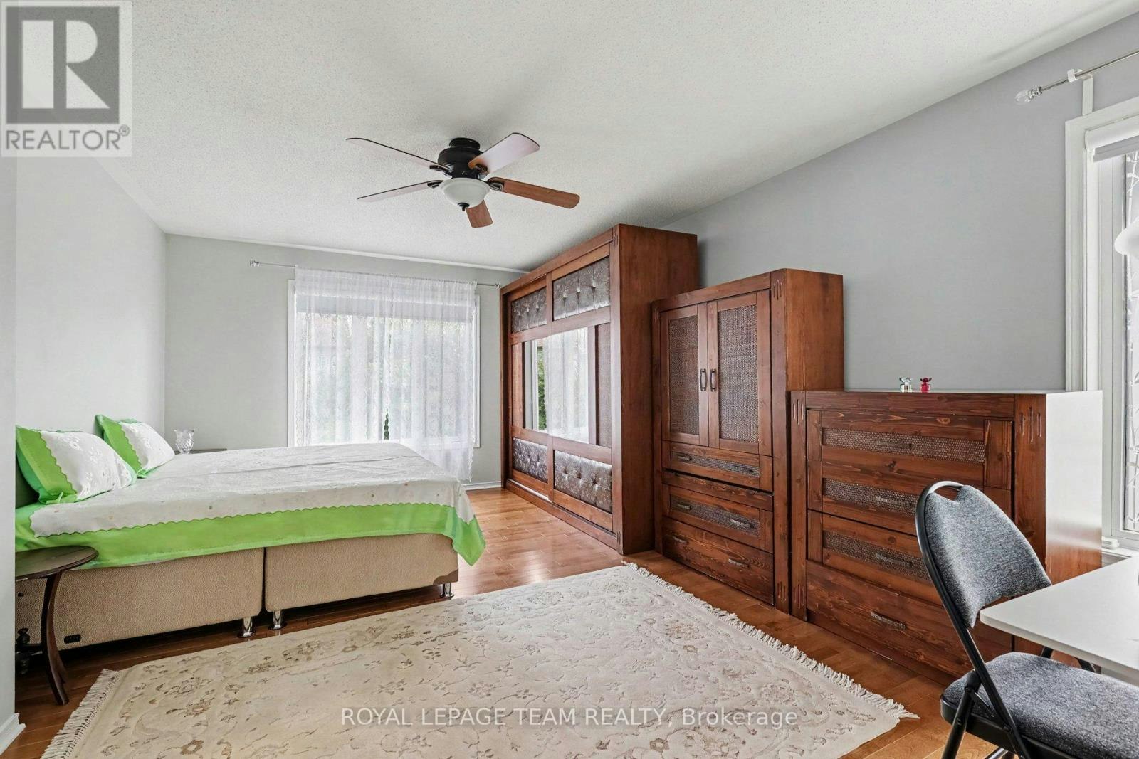 19 Keighley Circle, Ottawa, ON, K2K 3H9 - 13