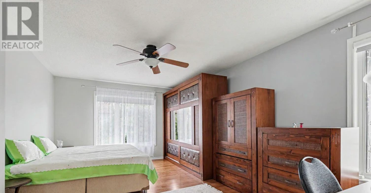 19 Keighley Circle, Ottawa, ON, K2K 3H9 - 13