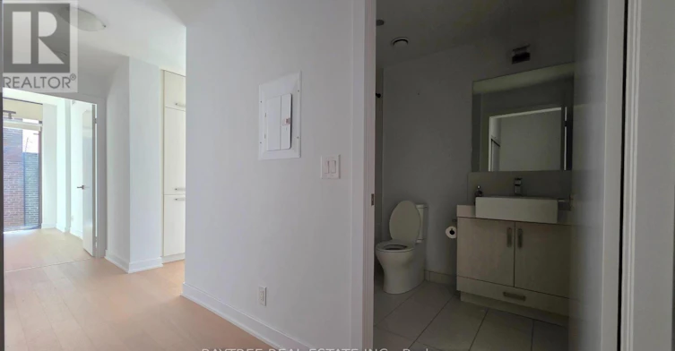 608-15 Beverley Street, Toronto, ON, M5T 0B3 - 12