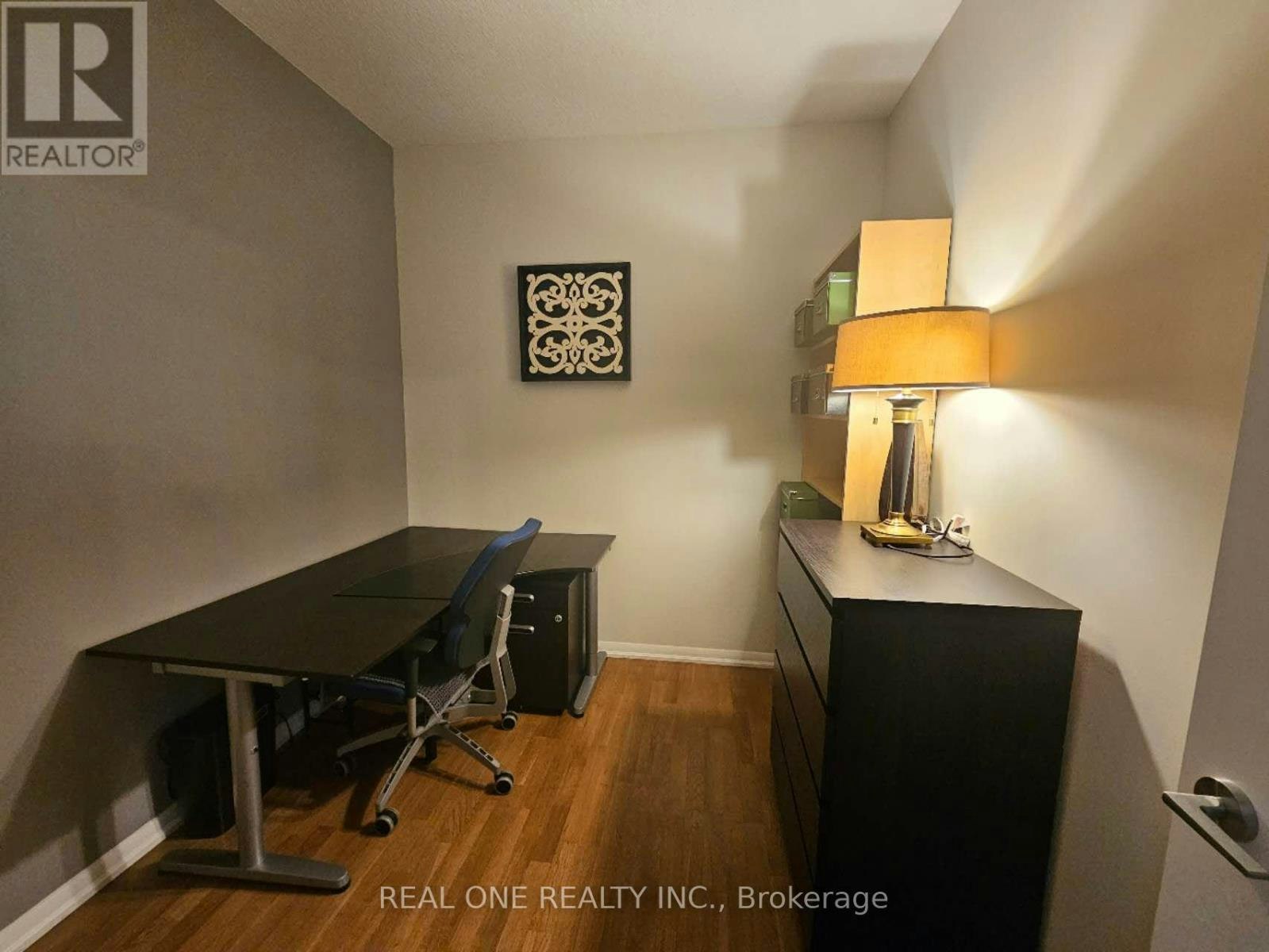 3703-832 Bay Street, Toronto, ON, M5S 1Z6 - 9