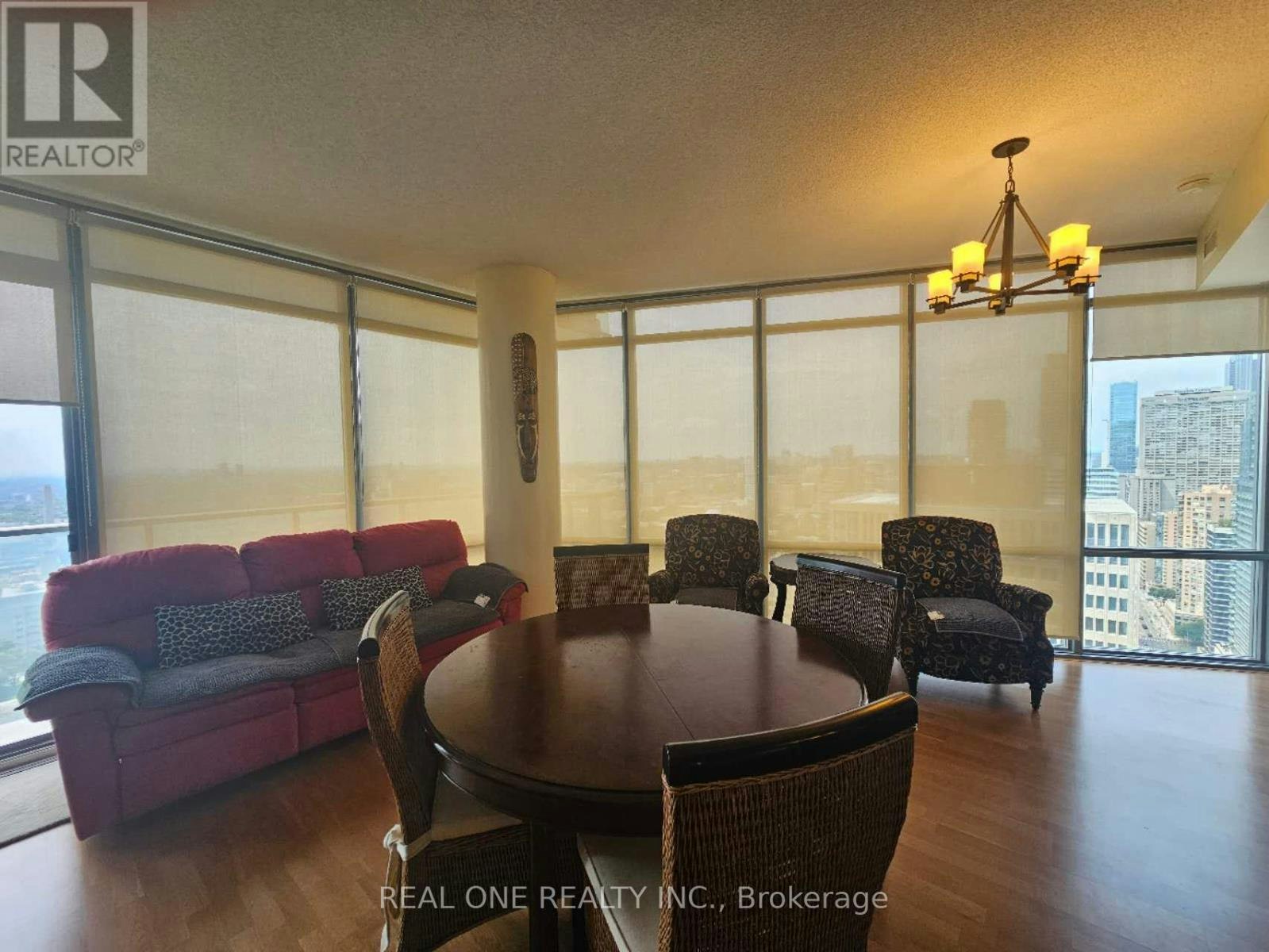 3703-832 Bay Street, Toronto, ON, M5S 1Z6 - 6