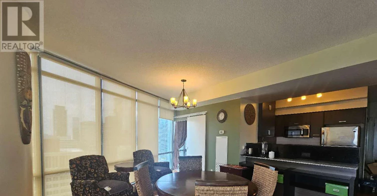 3703-832 Bay Street, Toronto, ON, M5S 1Z6 - 5