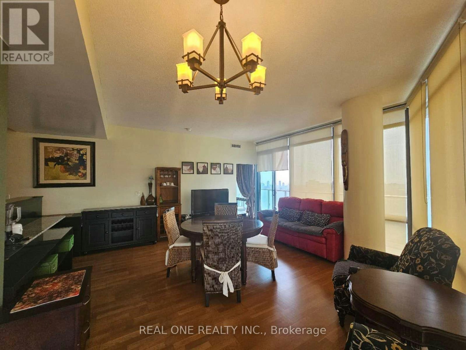 3703-832 Bay Street, Toronto, ON, M5S 1Z6 - 7