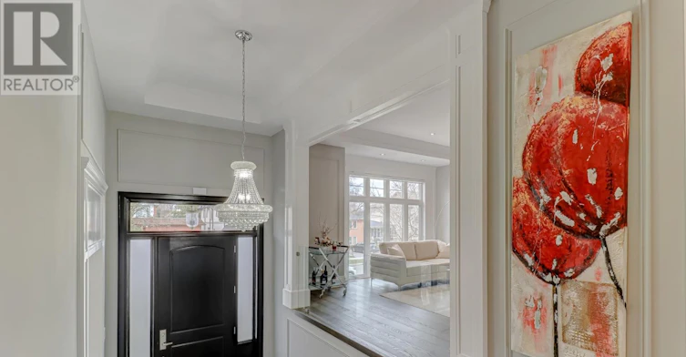 311 Churchill Avenue, Toronto, ON, M2R 1E6 - 9