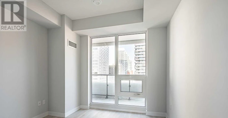 2710-2221 Yonge Street, Toronto, ON, M4S 2B4 - 10
